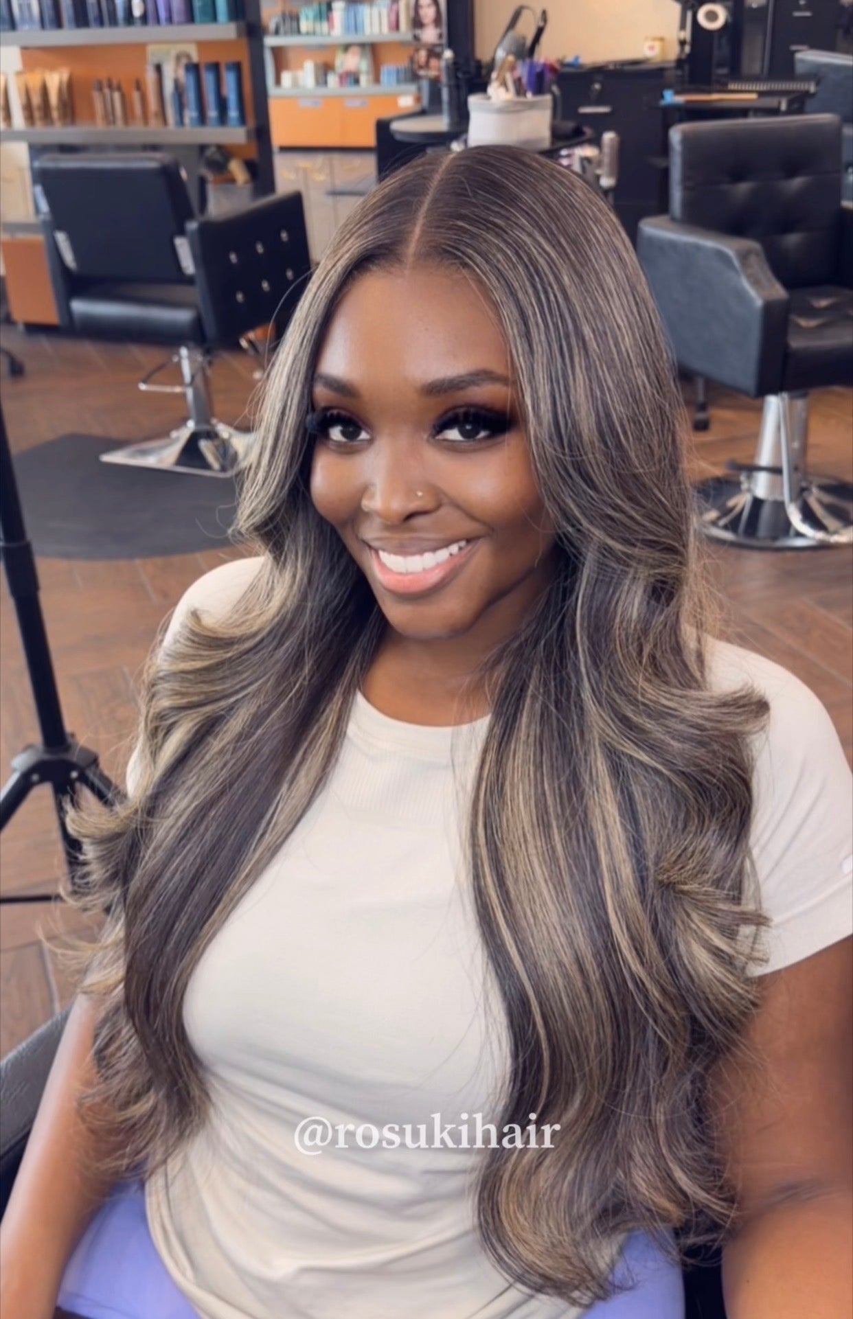 ASHLEY UNIT (Ash blonde  highlights with black base)