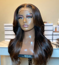 ROSUKI EHI (frontal wig with brown highlights)