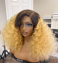 CURLY BLONDIE UNIT