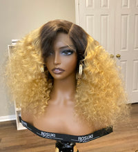 CURLY BLONDIE UNIT