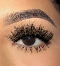 Davina Lash set
